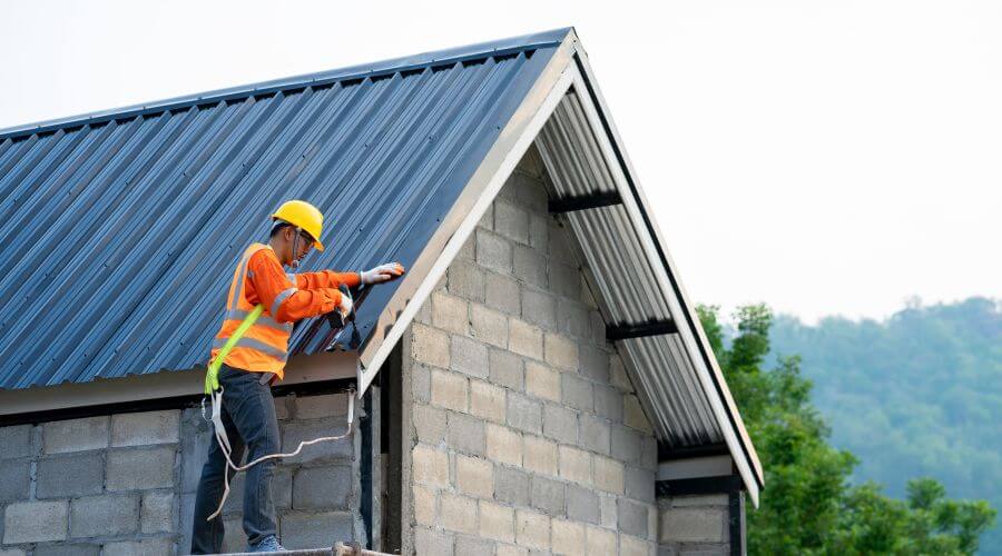 Expert Emergency Roof Repairs services in Lake Wilson, MN
